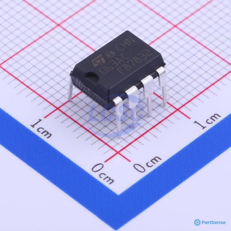 STMicroelectronics PS35939464 - Buck, Boost Switching Regulator IC Positive or Negative Adjustable 1.25V 1 Output 1.5A (Switch) 8-DIP (0.300", 7.62mm)